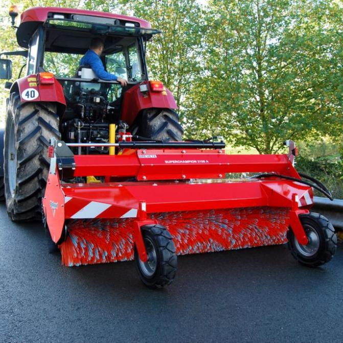 rear-tractor-sweeper