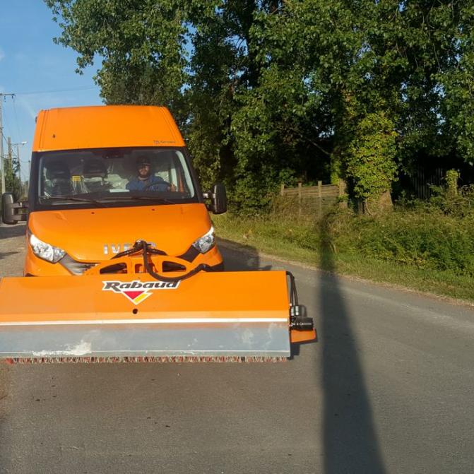 dde-cg-road-sweeper