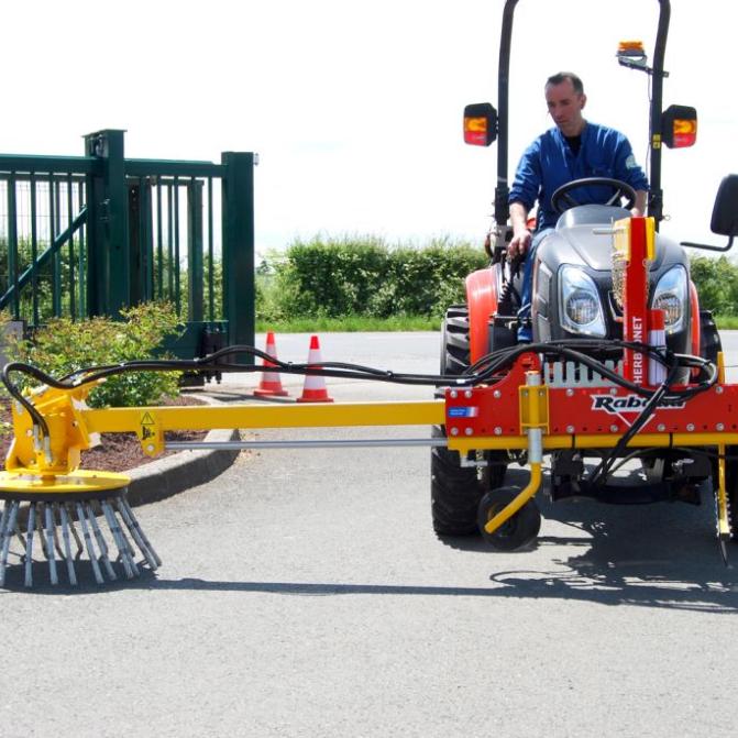 mechanical-weeding-brush