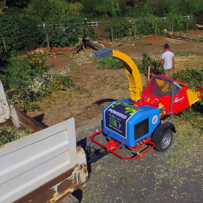 battery-electric-branch-shredder