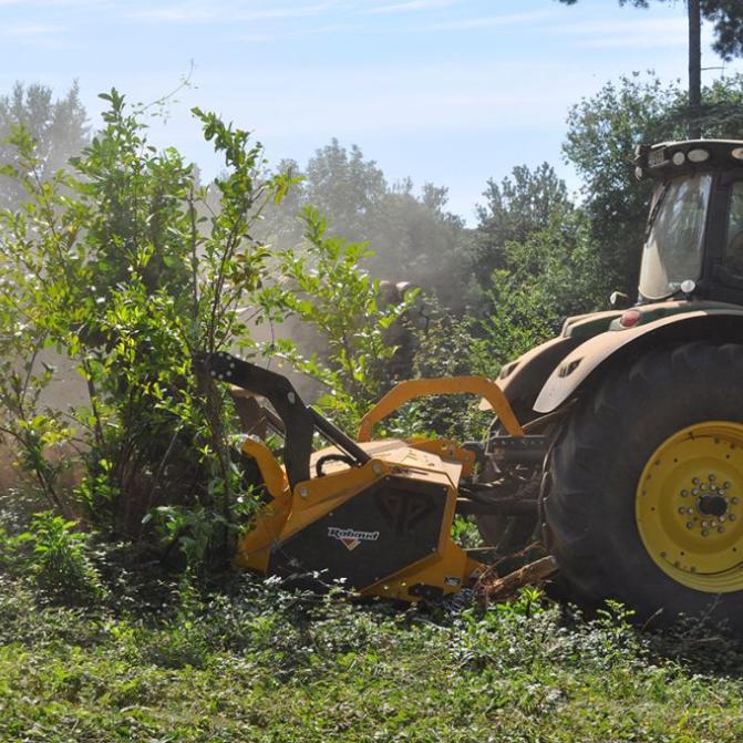 xylor-2200-250t-rabaud-forest-shredder