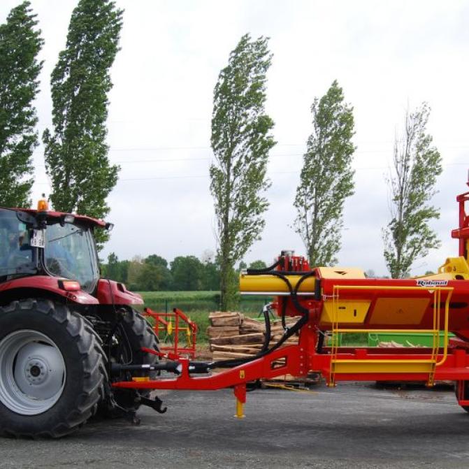 rabaud-holzbrecher-transport