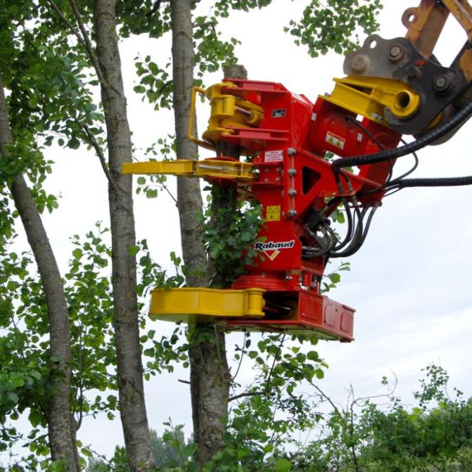 wood-chopping-cutter