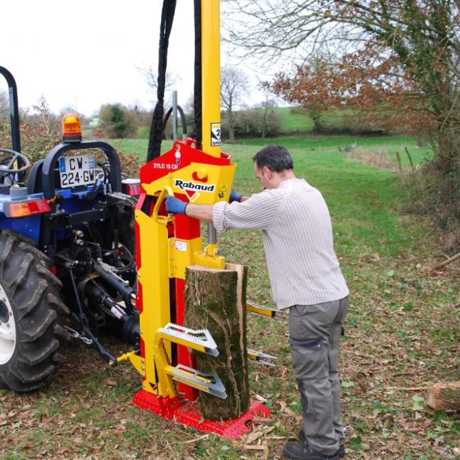 xylo-log-splitter-rabaud-for-microtractor