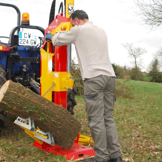 log-lifter-for-xylo-15-ch-log-splitter