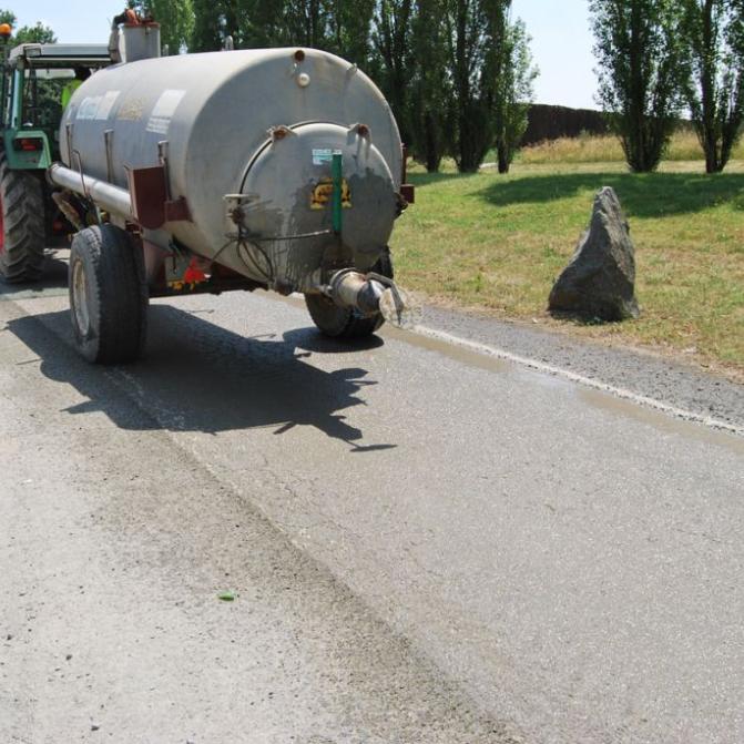 limpieza-carretera-barredora