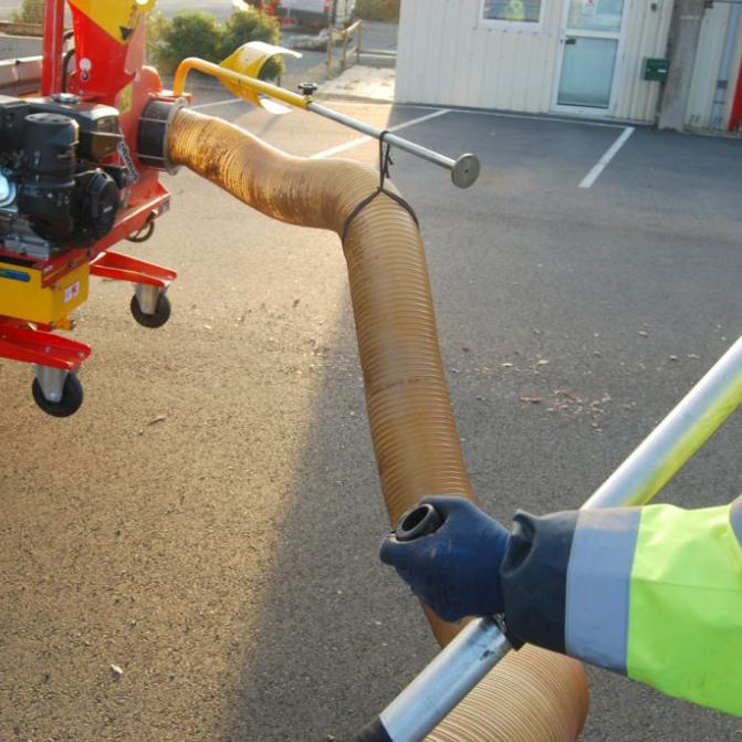 leaf-vacuum-handle