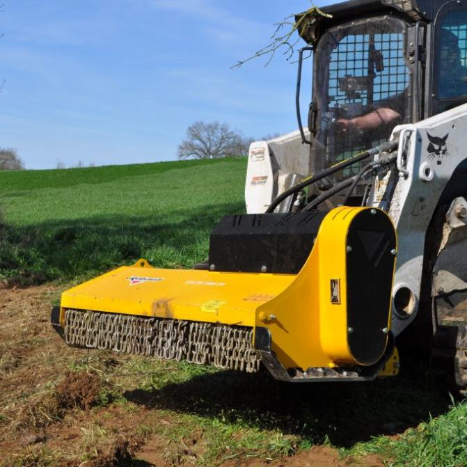 rabaud-shredding-head-compact-loader