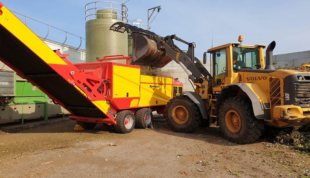 Utiliser le broyeur de végétaux pour alimenter son compost