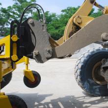 komatsu-loader-sweeper-attachment