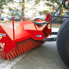 sweeper-for-courtyard-park-and-garden