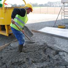 concrete-platform-pouring