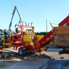 80t-belt-crane-log-splitter