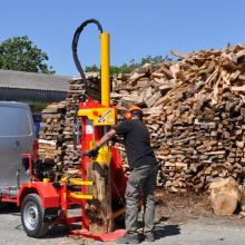 splitting-wood-rabaud-road-frame