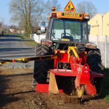 traktor-stubbenfräse-rabaud