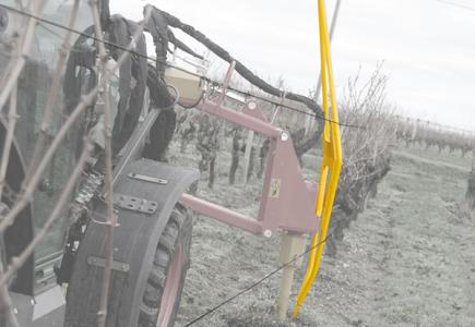 wire-guard-vineyard-sprayer